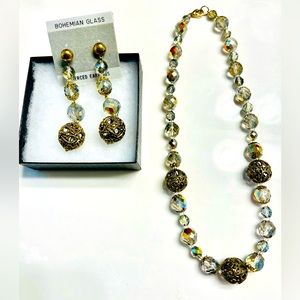 Vintage Bohemian glass necklace with pierced earrings